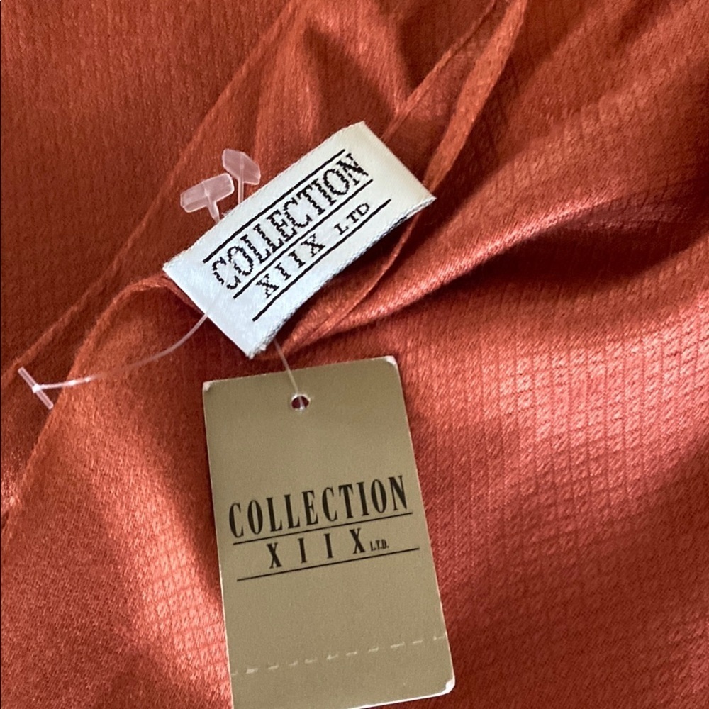 Collection XIIX LTD. Woman’s Elegant Burnt Orange Shawl Wrap For evening, party - Picture 5 of 7